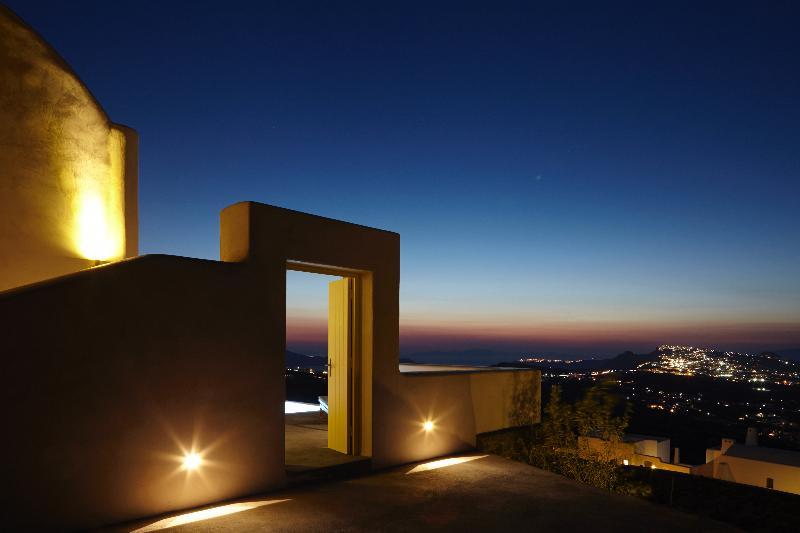 North Santorini A Luxury Spa Hotel Pýrgos Zewnętrze zdjęcie