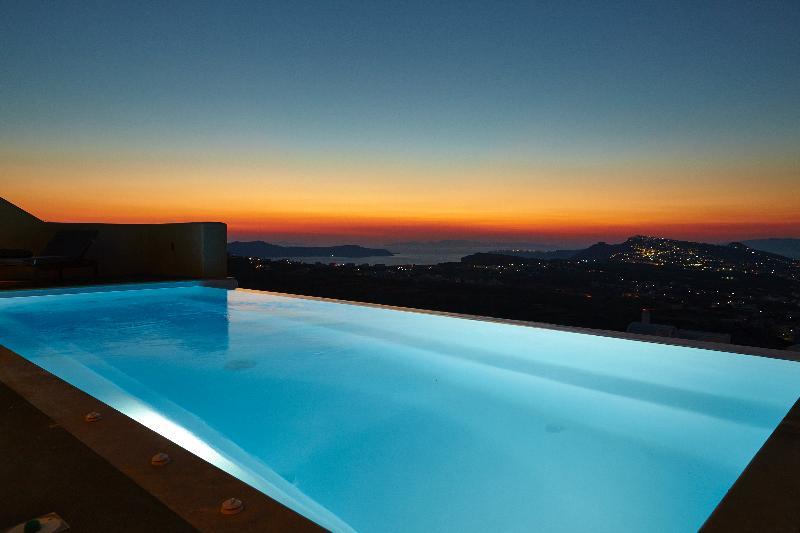 North Santorini A Luxury Spa Hotel Pýrgos Zewnętrze zdjęcie