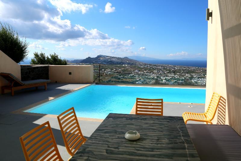 North Santorini A Luxury Spa Hotel Pýrgos Zewnętrze zdjęcie